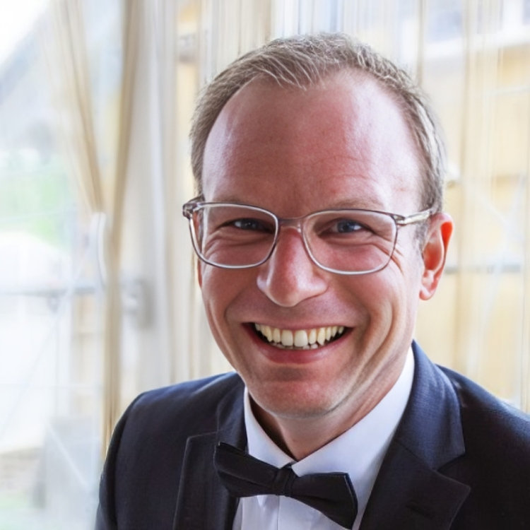 Michael Lange – Managing Director, SGS Solutions GmbH